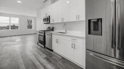 Hudson Heights - Kitchen - 1br