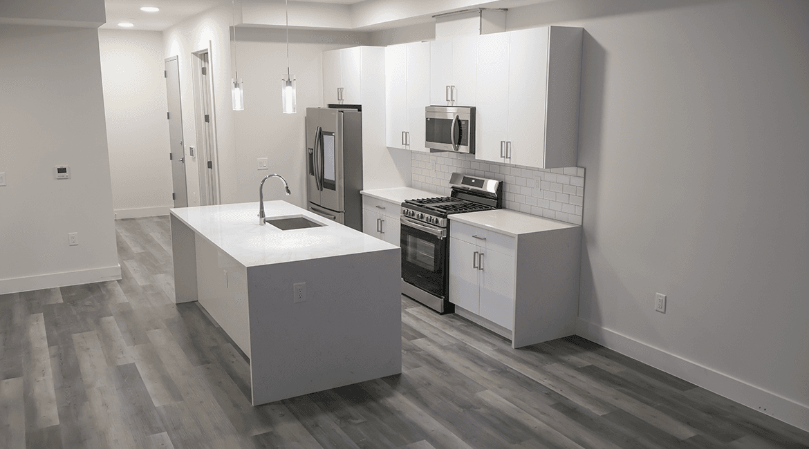Hudson Heights - Kitchen - 2br