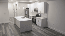 Hudson Heights - Kitchen - 2br