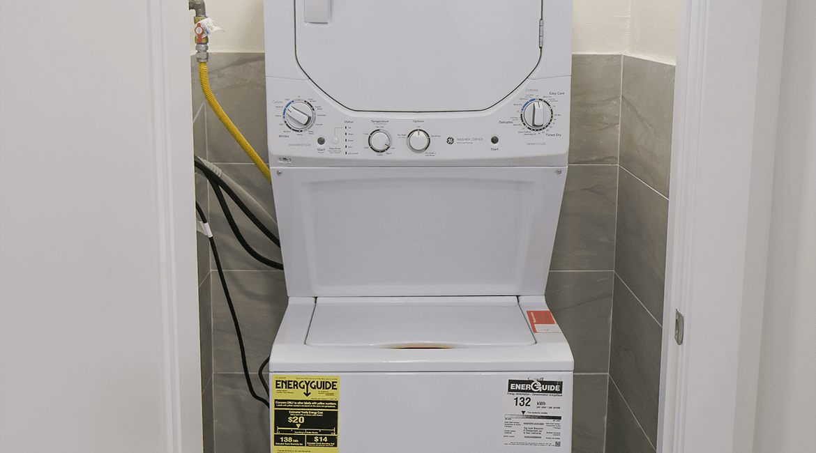 Hudson Heights - Washer Dryer